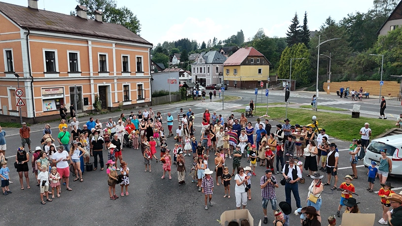 Rodiny, děti a senioři